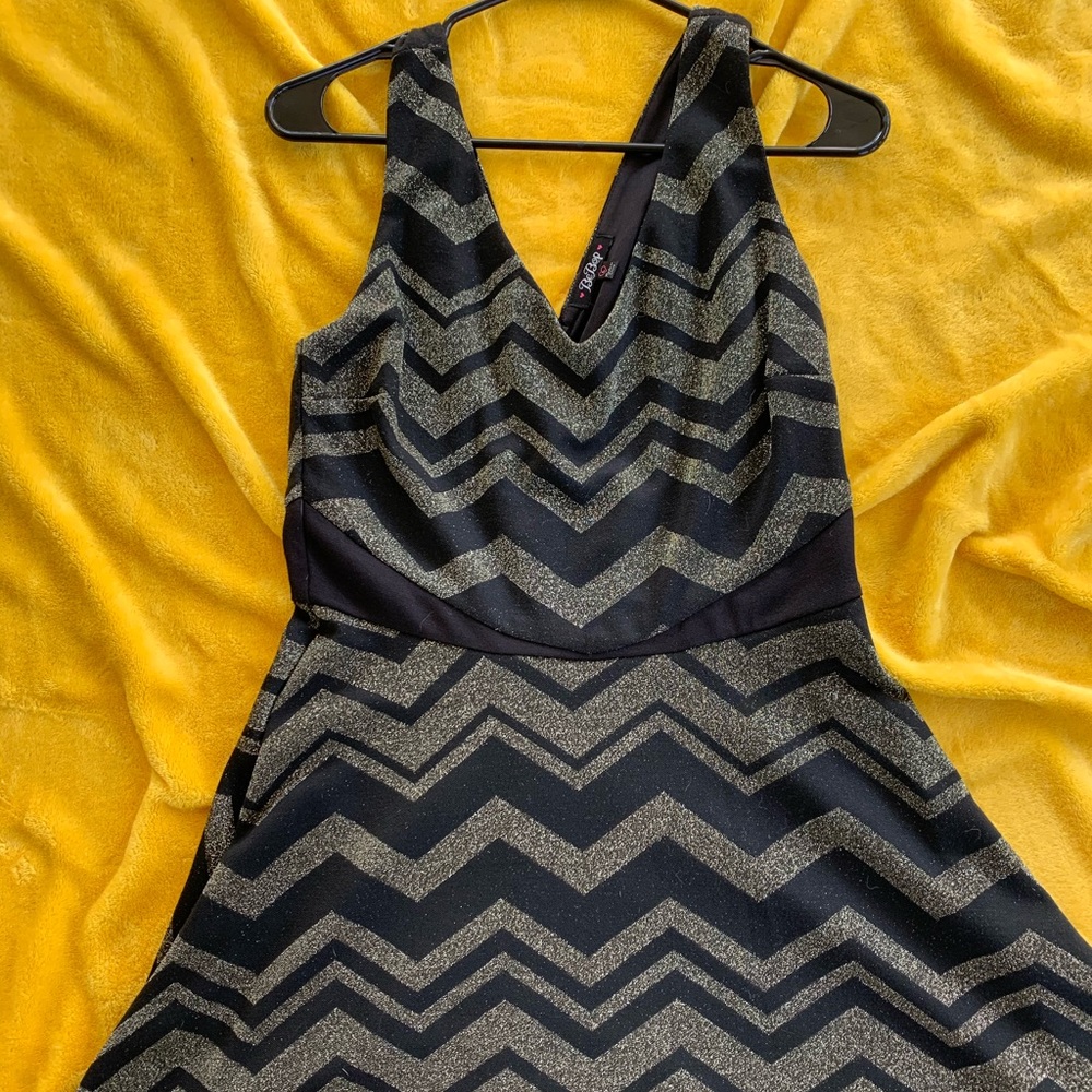 Gold pattern dress